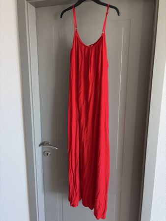Robe longue Only rouge bretelles fines taille XL bon état