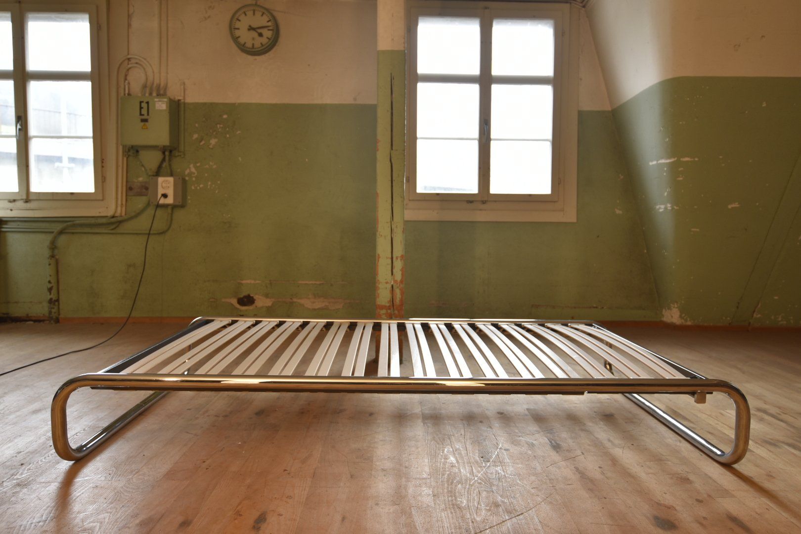 Embru Letti: Designer Bett Embru Roger Aubort – Usato da Lichtensteig venduto da Polsterwerk 2