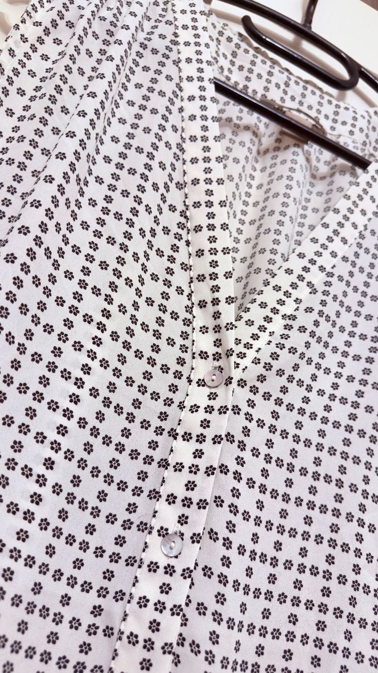 H&M Chemisiers: • Bluse Ärmellos • – D'occasion à Basel par mendoza13 1