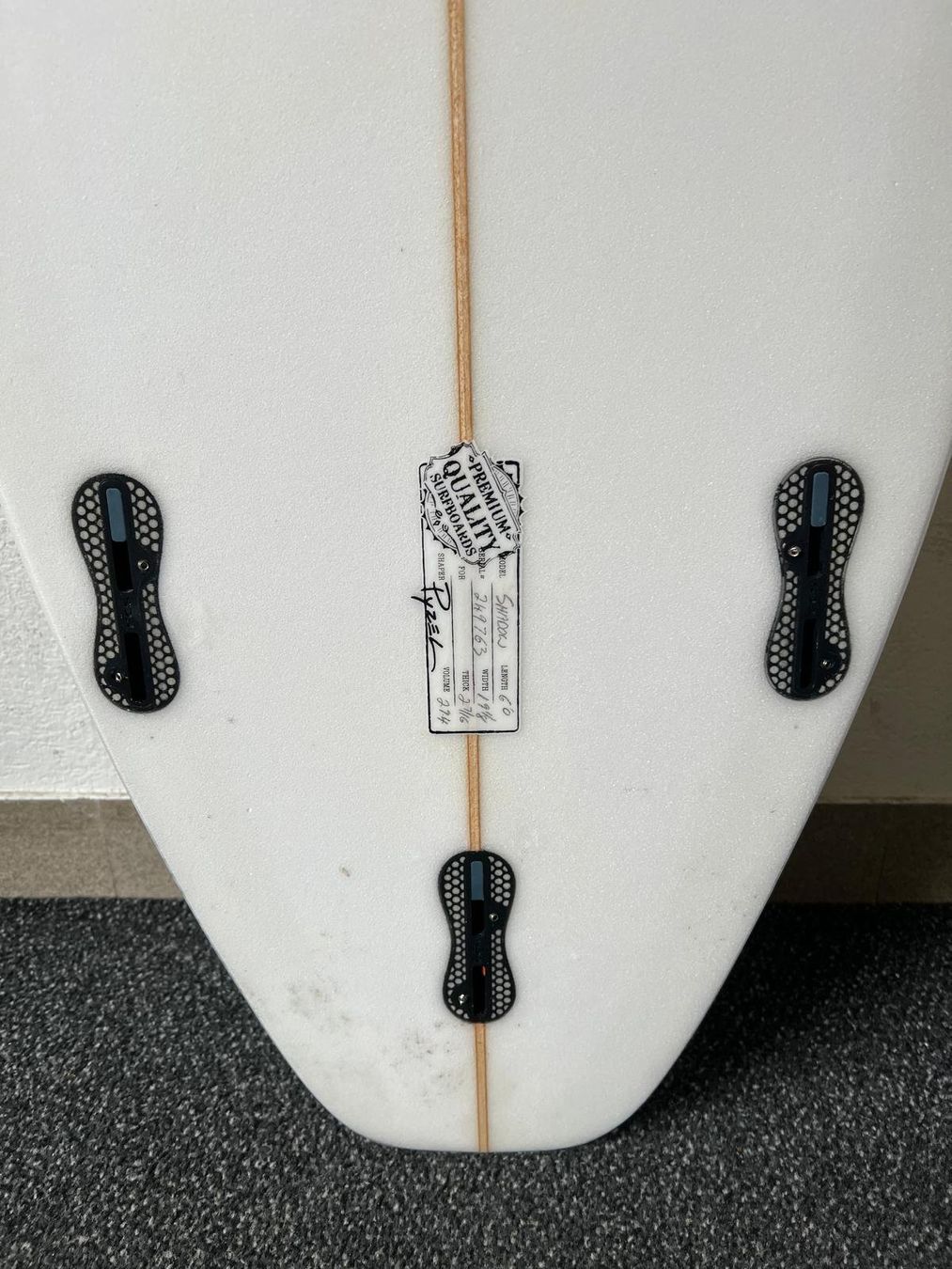 Surfboards & Schwimmbrette: Pyzel Shadow 6'0 – Gebraucht aus Zürich von Taj137 3
