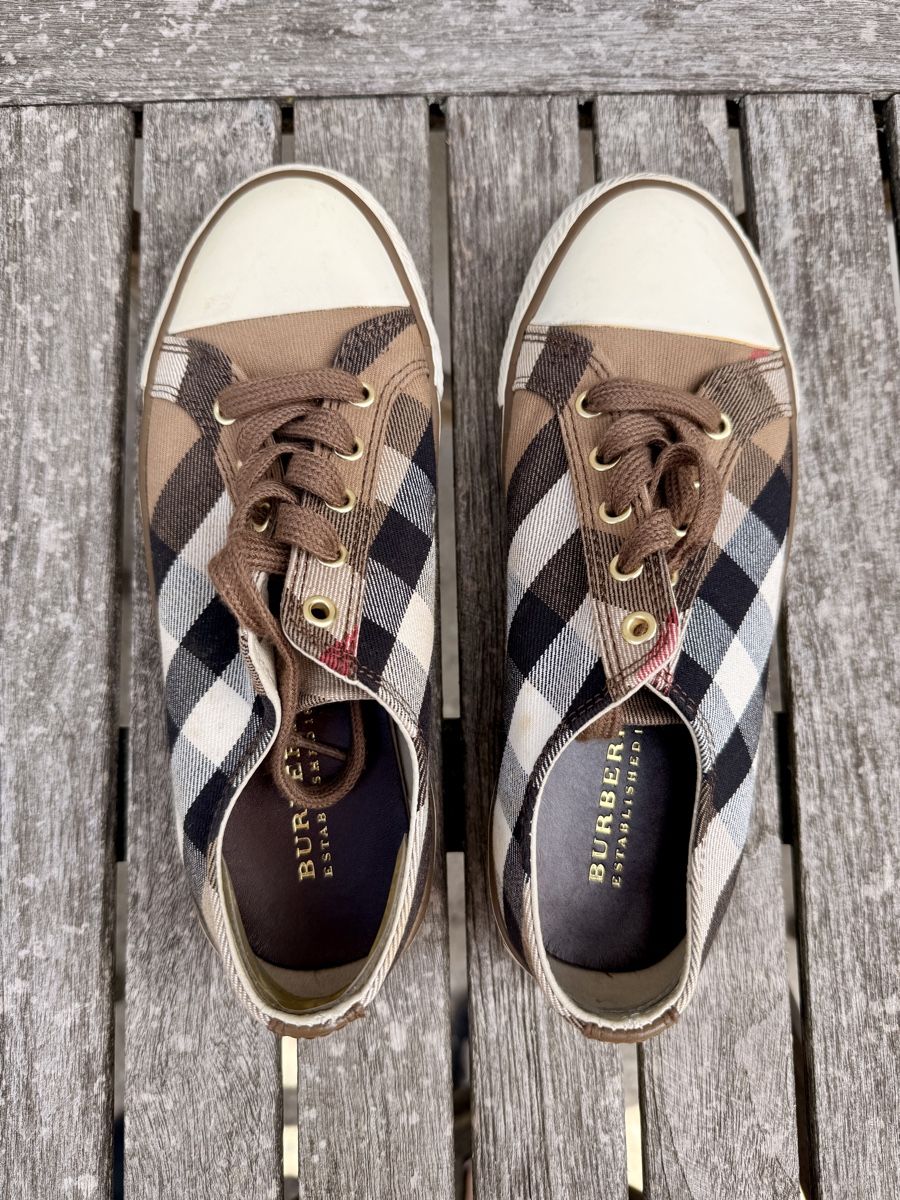 Burberry Damenschuhe: Sneakers von Burberry – Gebraucht aus Iragna von ailtire 2