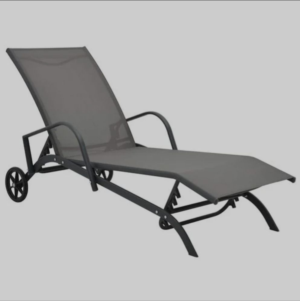 Chaises: Luegestuhl Neu – Neuf avec emballage d'origine à Wengi b. Büren par NeReida88