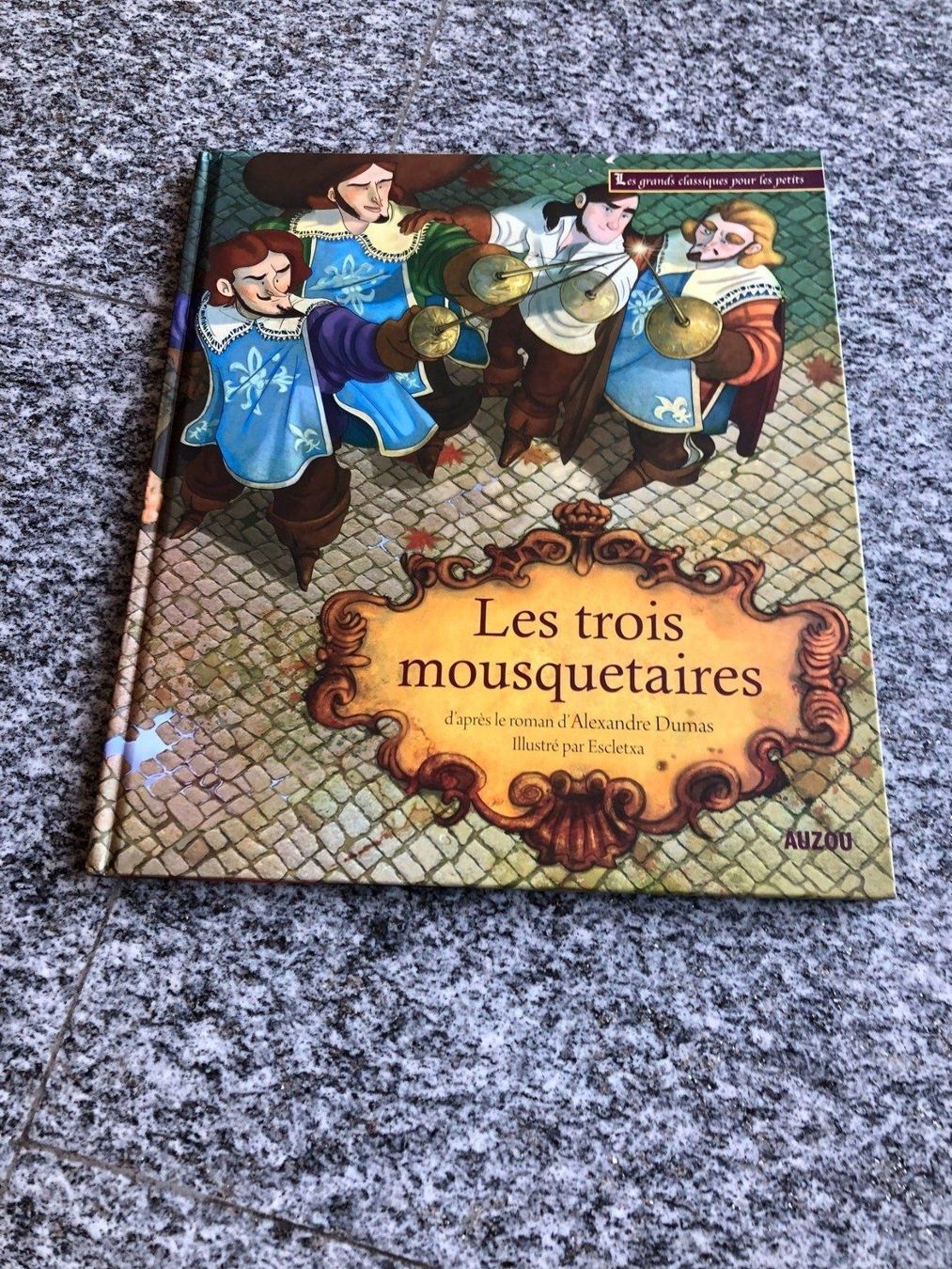Libri: Les trois mousquetaires – Nuovo (secondo la descrizione) da Bern venduto da jan_rvq8