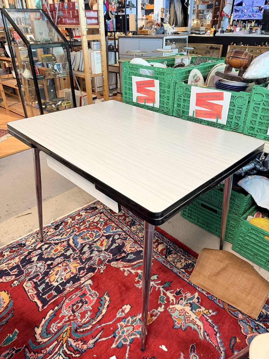 Tische: Table extensible vintage formica blanche  – Gebraucht aus St-Maurice von antikdestok 1