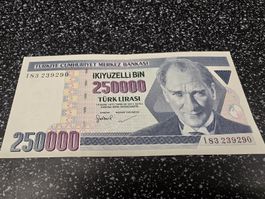 250000 Türk Lirasi 