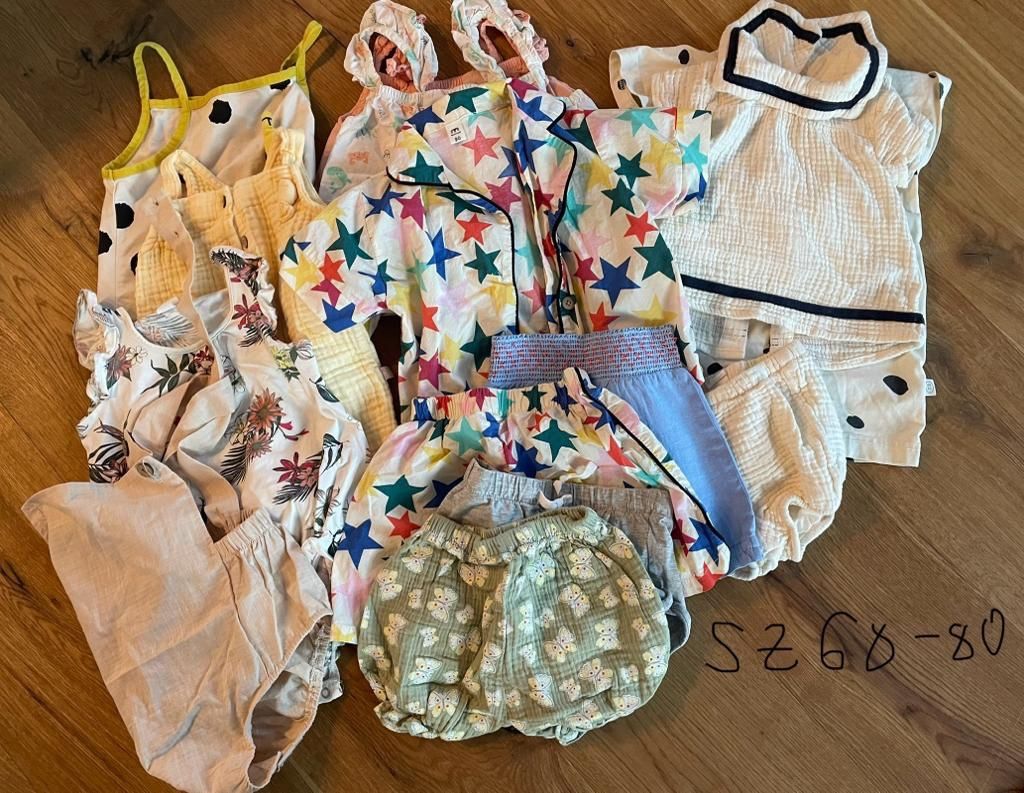 Lotti & Set di vestiti: Kleinkind diverse Kleider Gr. 68-80 – Usato da Uster venduto da SWHY