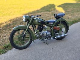 Professionell restaurierte BMW R25/2