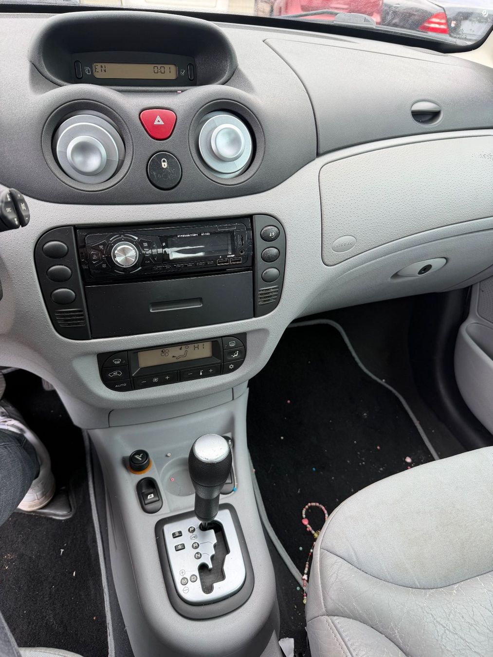 Citroën Automobili: CITROEN C3 1.4i SX Automatic – Usato da Siblingen venduto da Zaidan.Auto_Ankauf 8