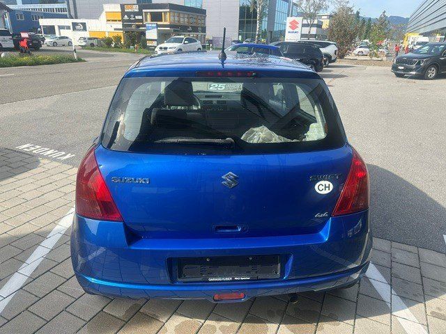 Suzuki Automobili: Suzuki Swift  1.3 4x4 – Usato da Oberriet SG venduto da jeepv8 2