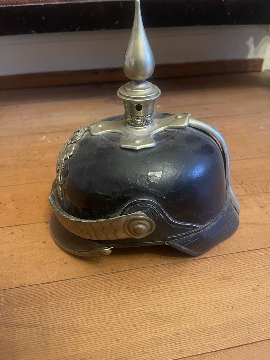 Uniformi: Pickelhaube Sachsen – Usato da Basel venduto da torthum 1