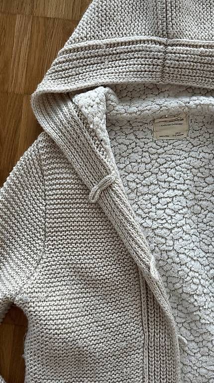 Giacche & Cappotti: Strickjacke mit Kapuze Gr 152/XS – Usato da Basel venduto da R__Mueller 3