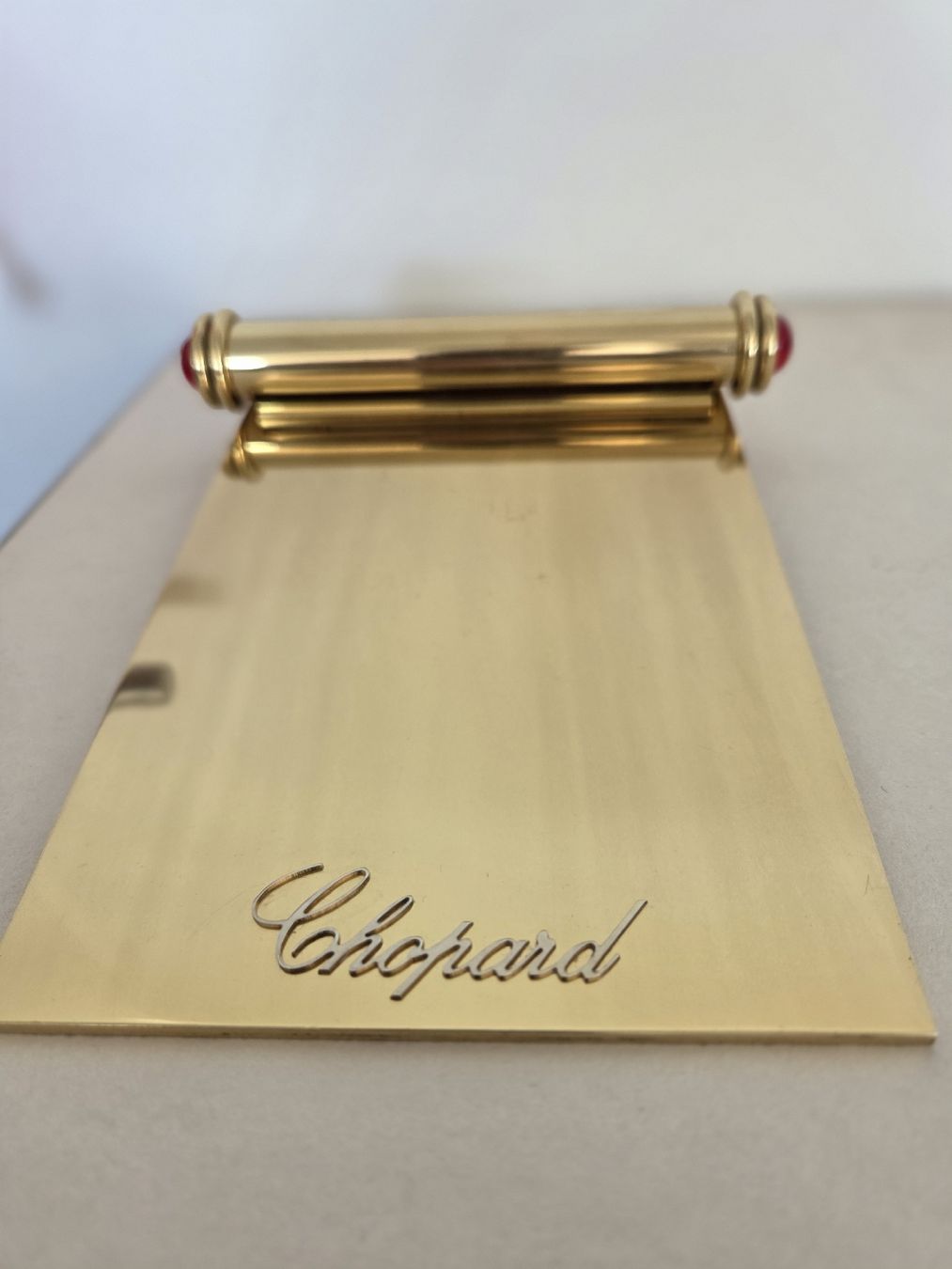 Altri mobili per ufficio: Chopard Notizhalter Gold Rotsteine  – Usato da Dietikon venduto da Allegra34