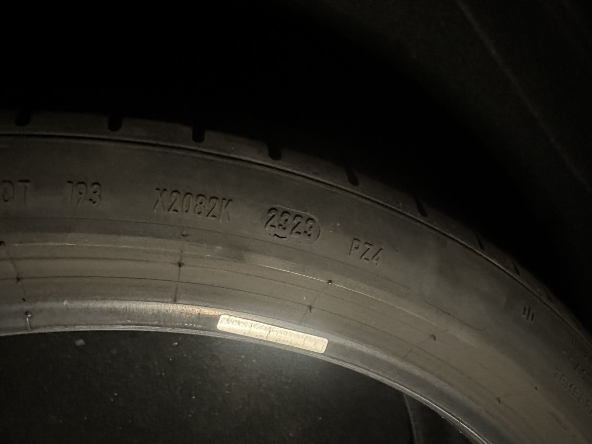 Pneumatici & Ruote complete: Pirelli P Zero 225/40/R19 93Y – Usato da St. Gallen venduto da m.gdl 3