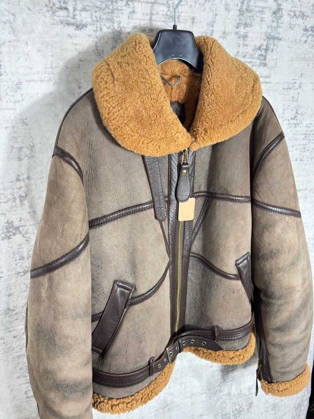 Bombardier Giacche: MIL-TEC BOMBARDIER SHEARLING JACKET SZ: L – Usato da Cortaillod venduto da Stay_Alive_vintage 2