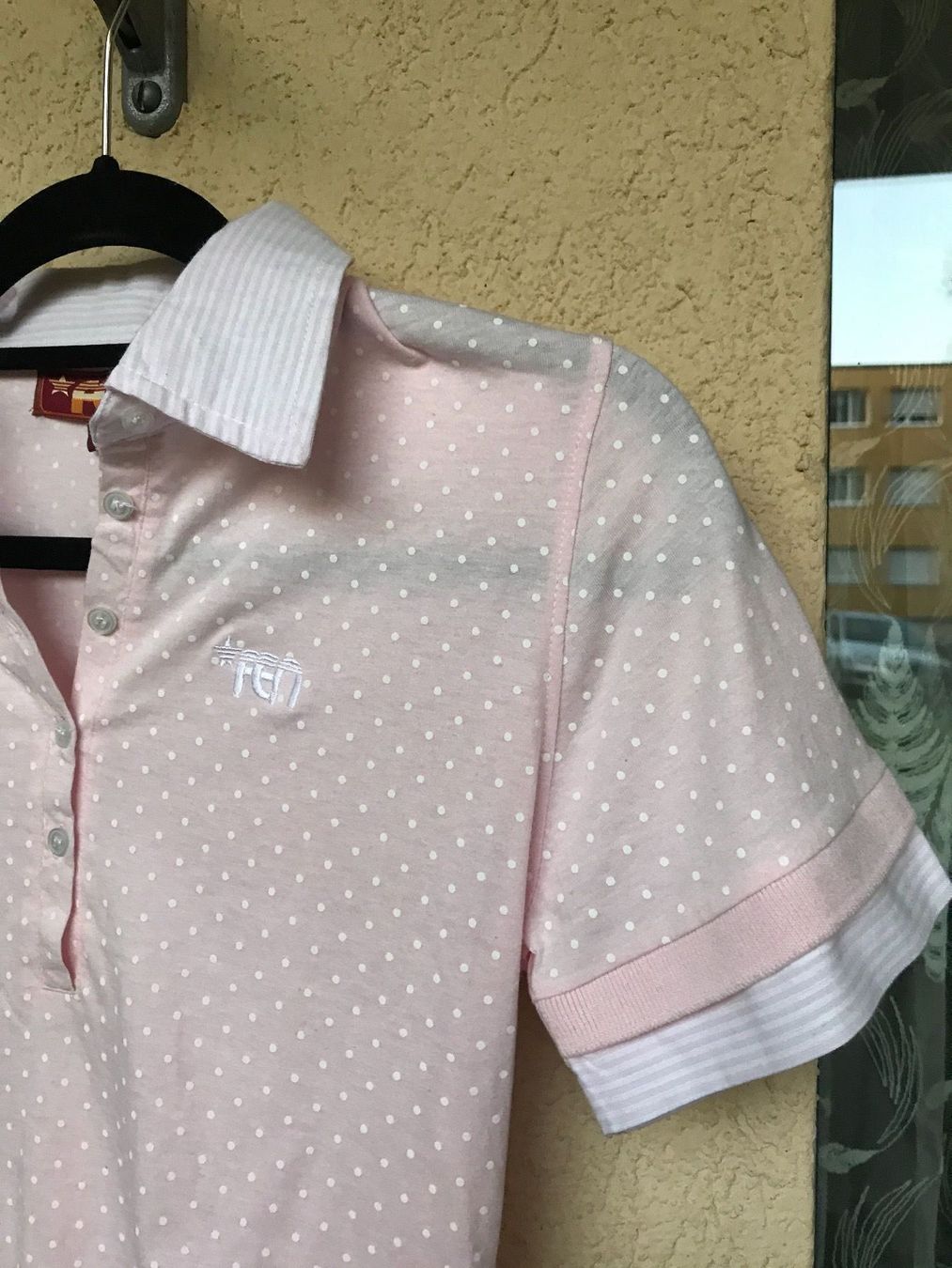 Magliette Polo: Poloshirt hellrosa weiss Gr. XL von Fen – Nuovo (secondo la descrizione) da Au/ZH venduto da markthallerapperswil 2