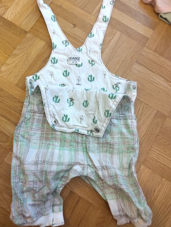 Kanz Latzhose kariert grün weiss Grösse 56