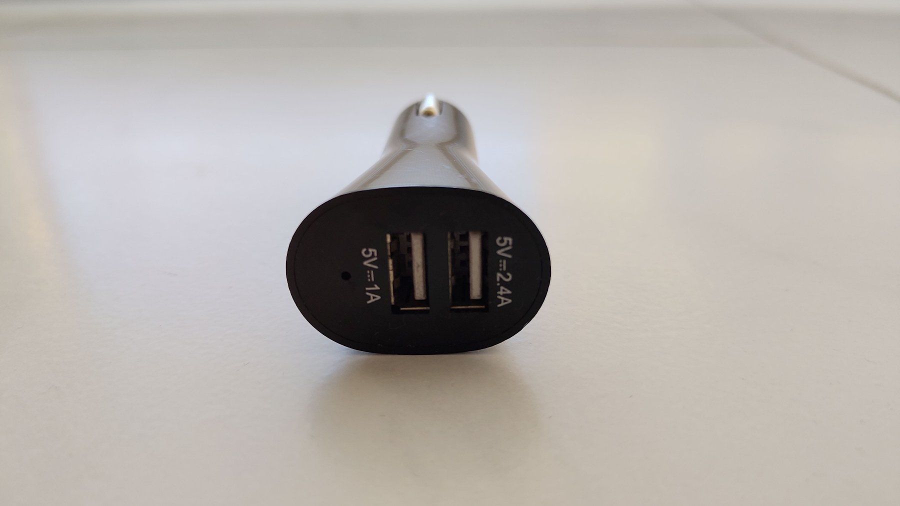 Chargeurs de batterie: USB Kfz Ladegerät, 5V, Auto-/Zigarettenanzünder-Ladeadapter – D'occasion à Ballwil par bom_ar 2