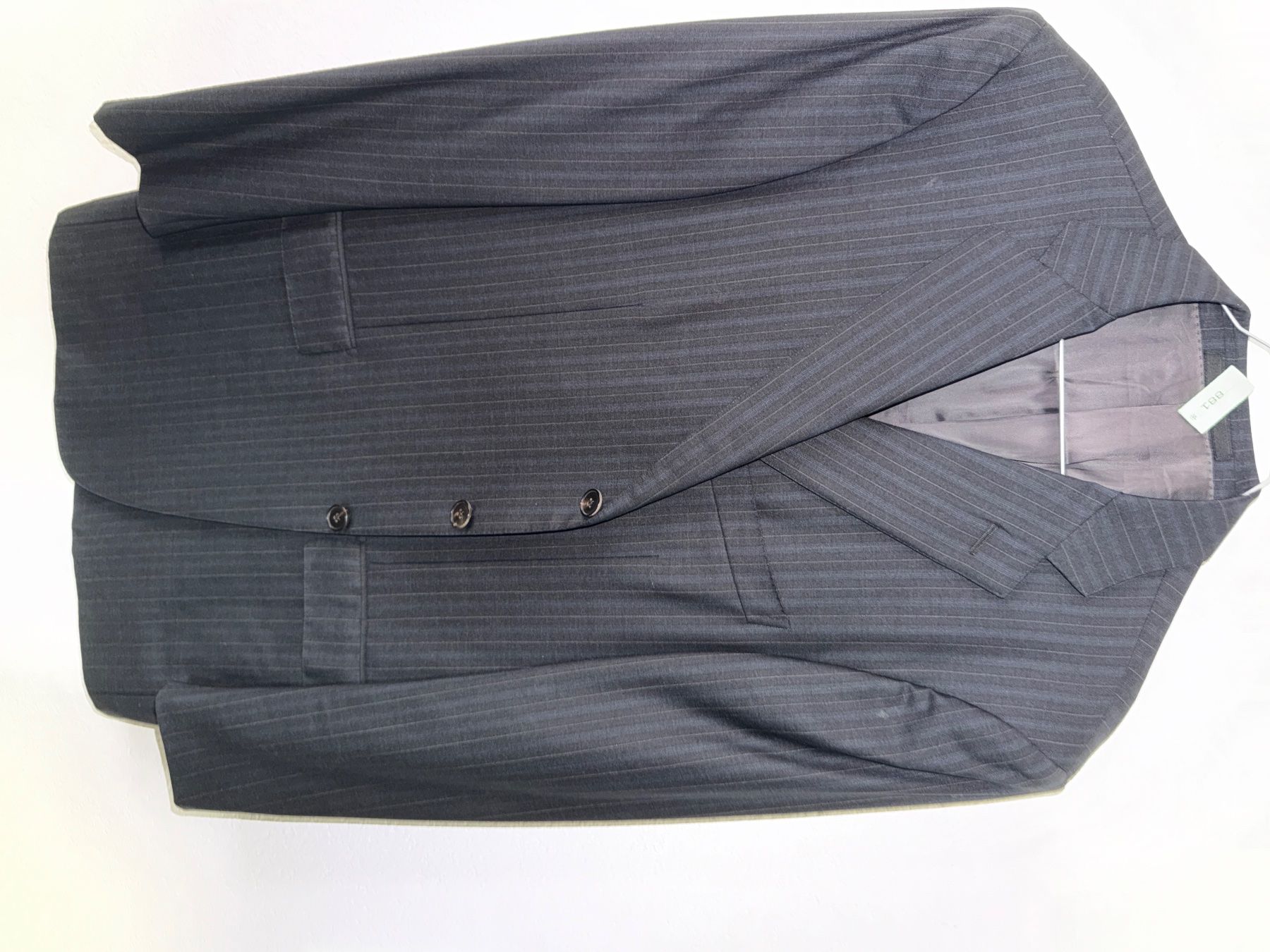 Zegna Completi: Zegna Pinstripe Anzug – Nuovo (secondo la descrizione) da Kilchberg ZH venduto da ale_29dn 1