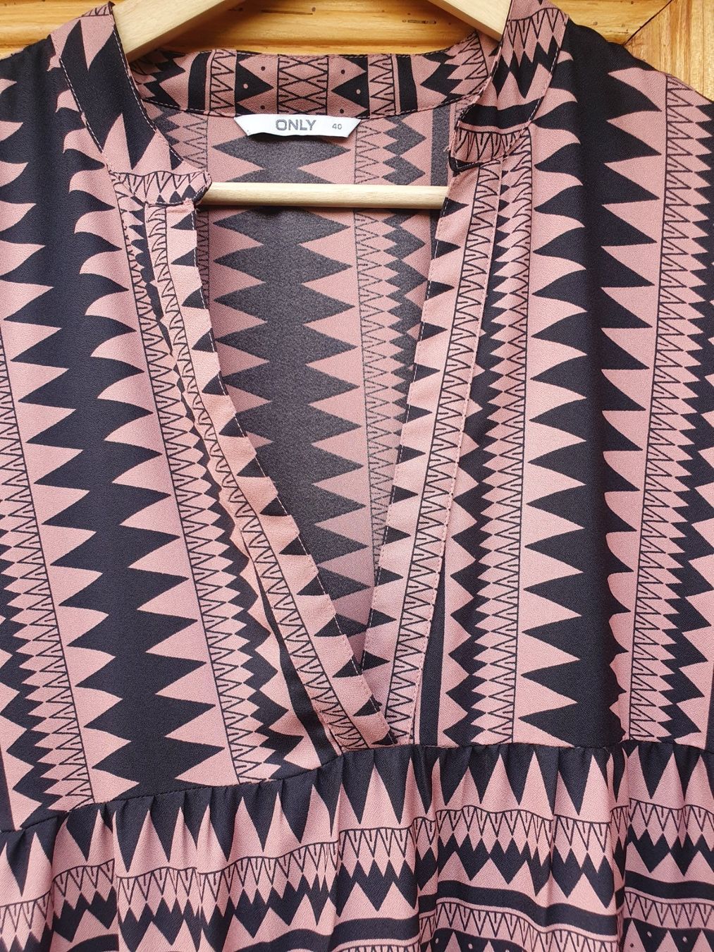 Only Vestiti: Langes Kleid – Usato da Hüttlingen venduto da Thurgi85