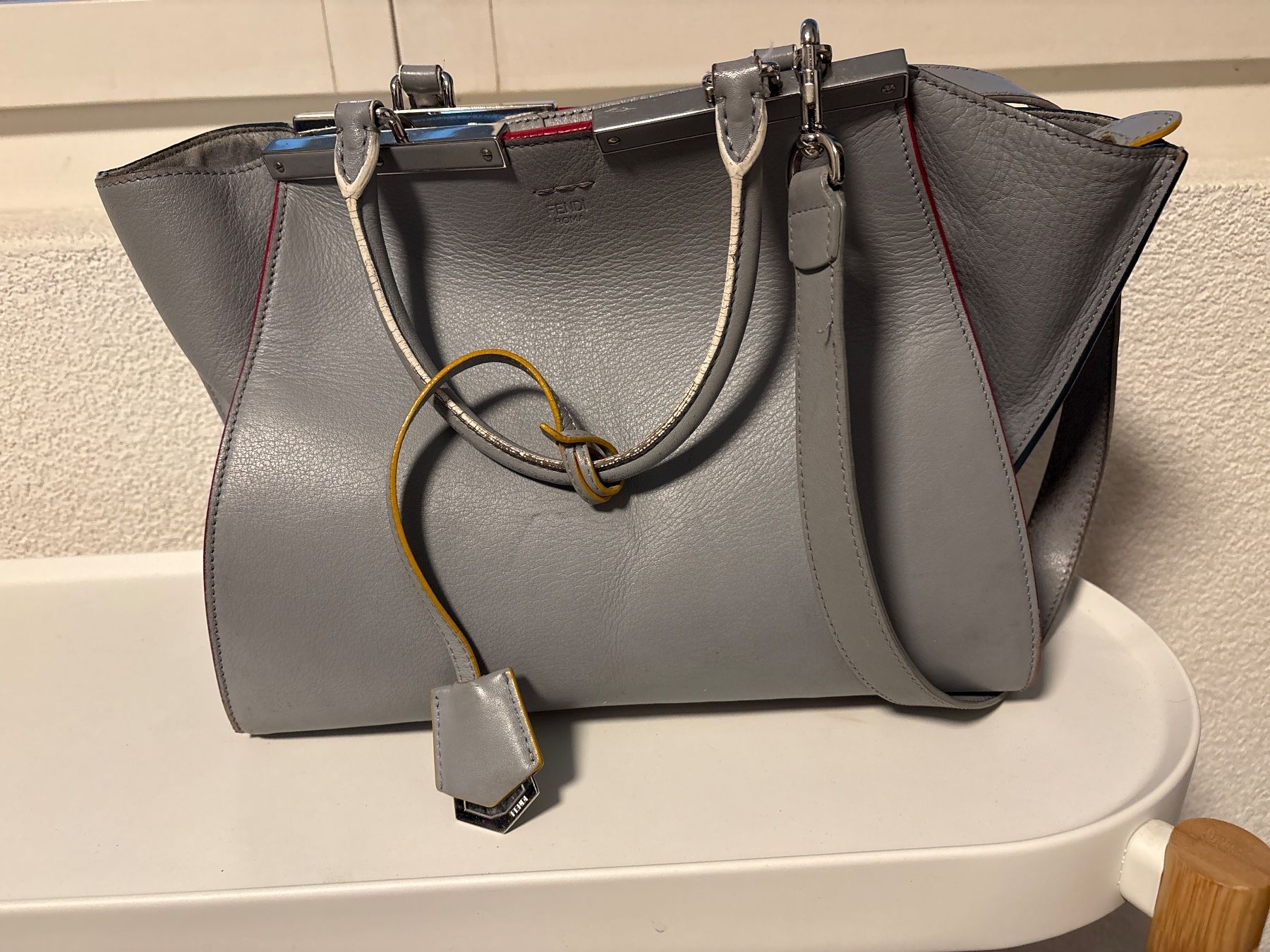 Fendi Taschen für Damen: Fendi Baguette Bag, hellgraues Leder! – Gebraucht aus Mellingen von mus_n5hr