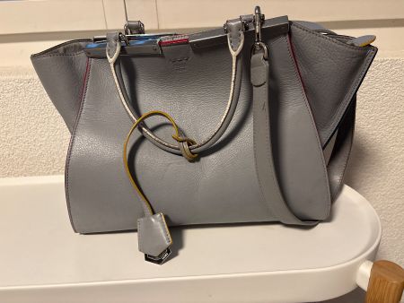 Fendi Baguette Bag, hellgraues Leder!