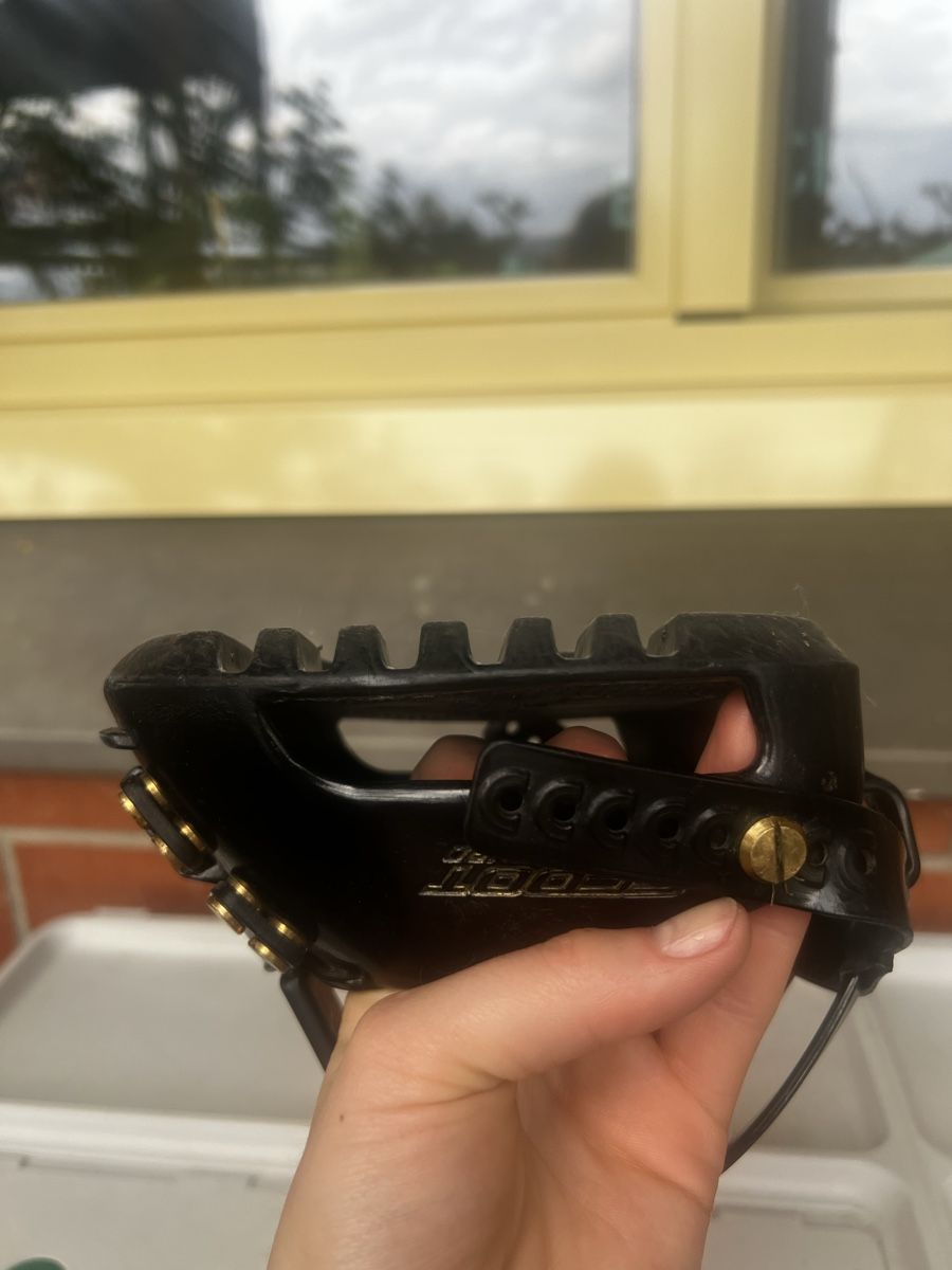 Scarpe per cavalli: 1x Hufschuh ScootBoots Enduro 5 – Usato da Hünenberg See venduto da luc_c8ks 5