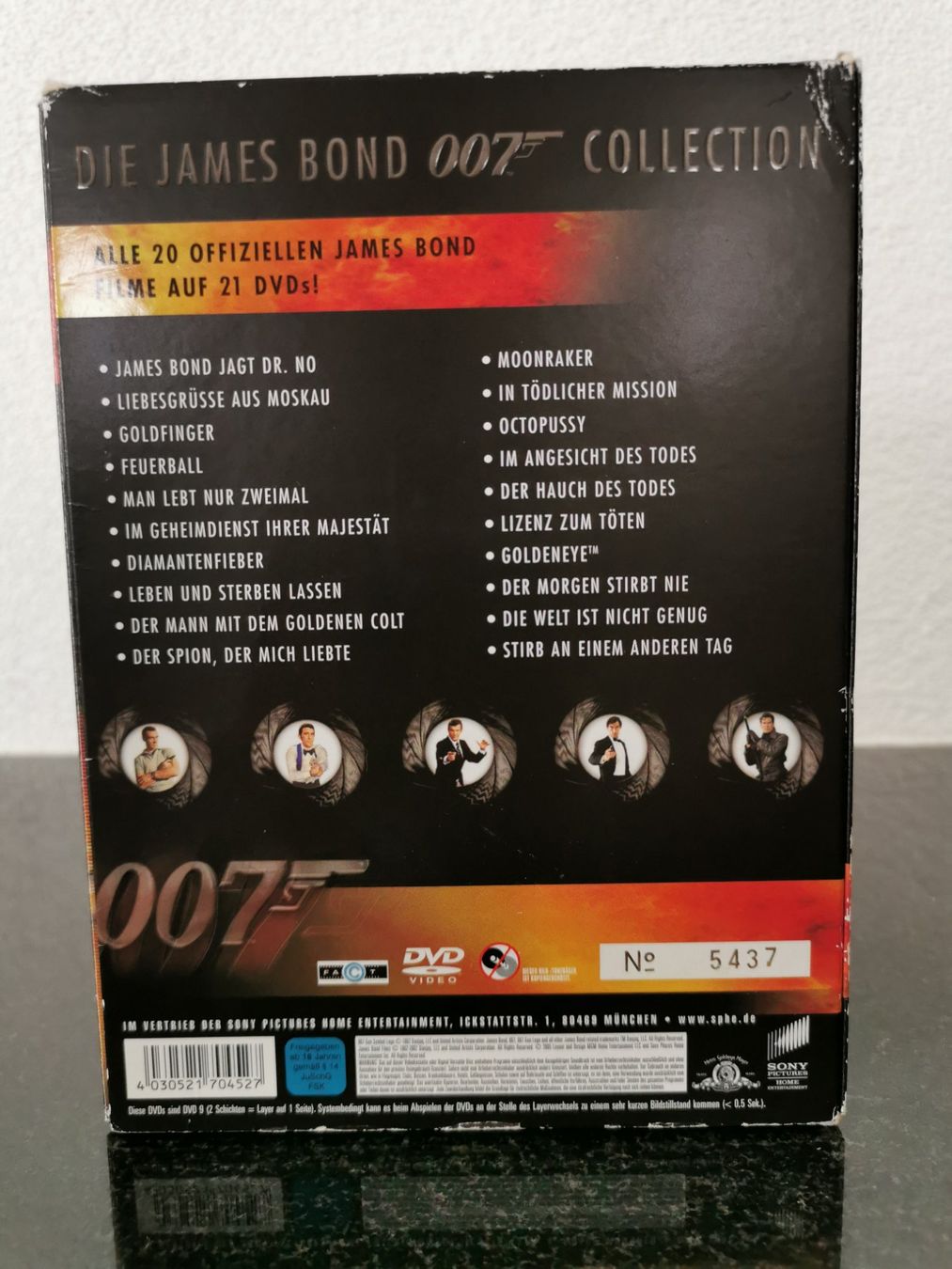 Alle DVDs: James Bond 007 - Collection, Limited Edition, 21 DVDs – Gebraucht aus St.Gallen von  2