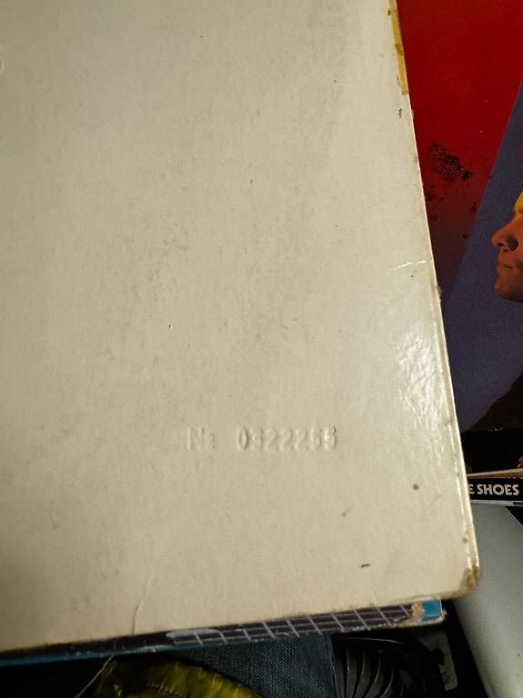 Dischi in vinile: Beatles White Album 1st Press Mono NUMBERED – Usato da Weiningen ZH venduto da Huessi2005 3