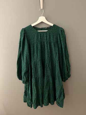 Zara Kleid grün gemustert Gr. M Herbstkleid
