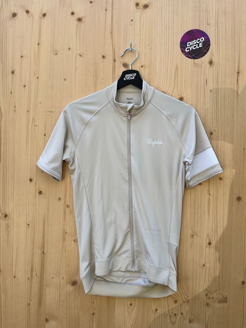 Rapha Canottiere & Pantaloni: % Rapha - Women's Core Jersey, Tan, L – Nuovo e nell'imballaggio originale da Bern venduto da Disco_Cycle