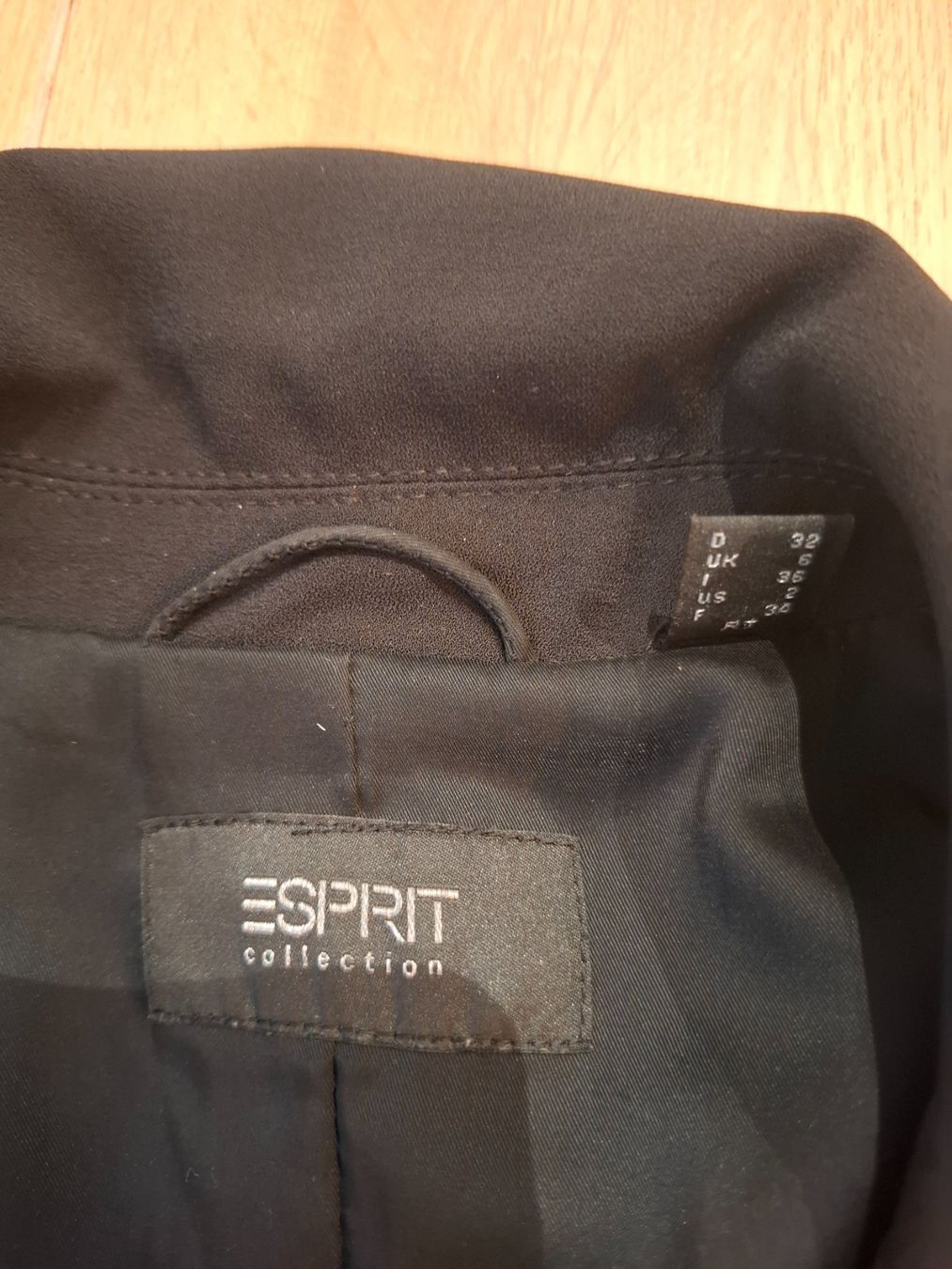 Esprit Ensembles & Tailleurs: Esprit Blazer schwarz, Gr. XS – D'occasion à Jenins par kunzli88 1