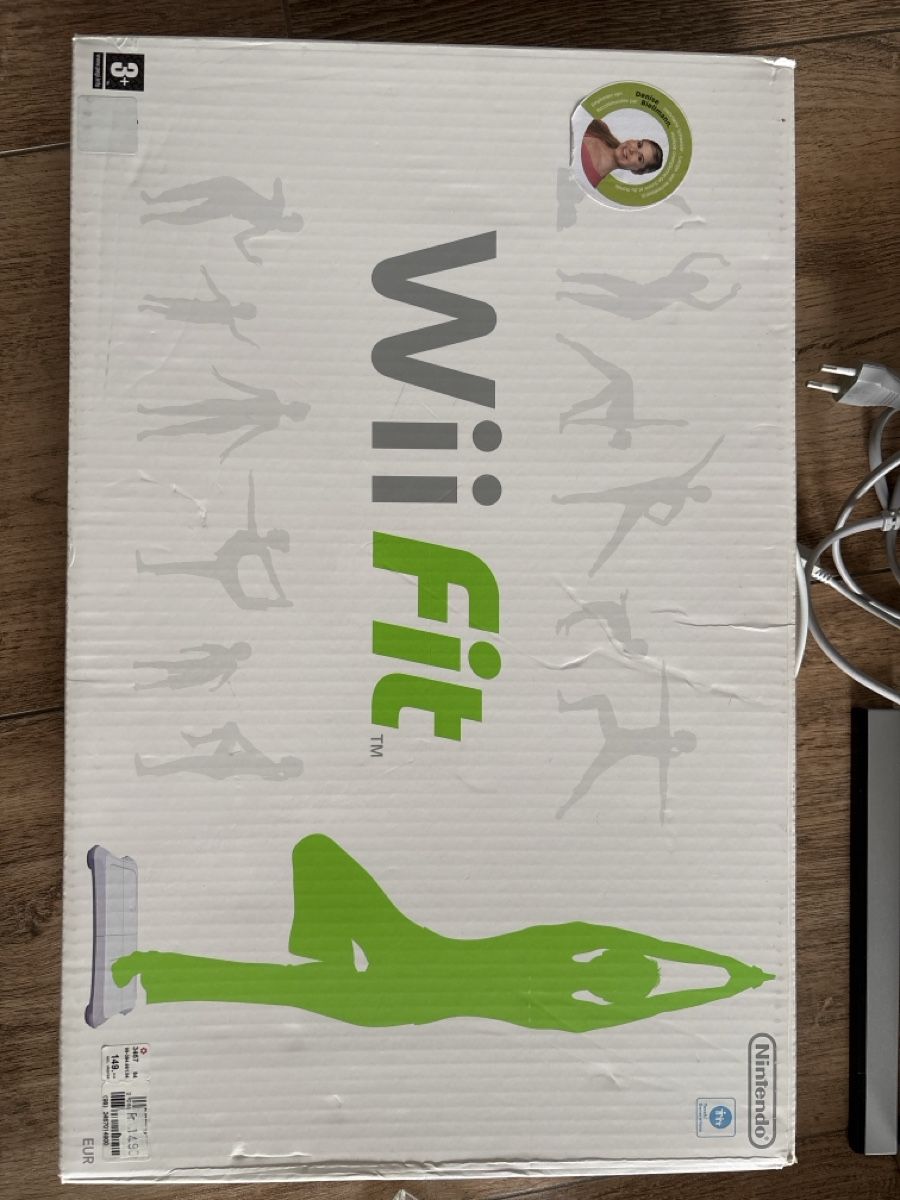 Nintendo Consoles: Grosses Nintendo Wii Fit Bundle – D'occasion à Wattwil par xxanitaxx_ 4