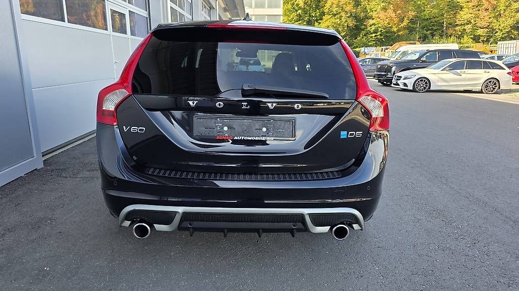 Volvo Autos: 2011 Volvo V60 D5 R-Design AWD – Gebraucht aus Villmergen von Cena8899 2