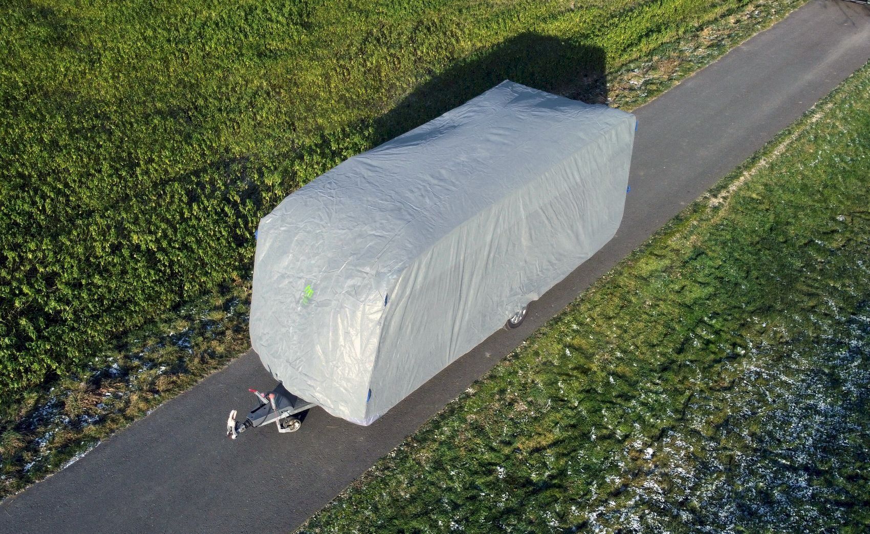 Dethleffs Véhicules de camping: GreenYard Abdeckplane Wohnwagen L grau – Neuf avec emballage d'origine à Bottighofen par zaap 3