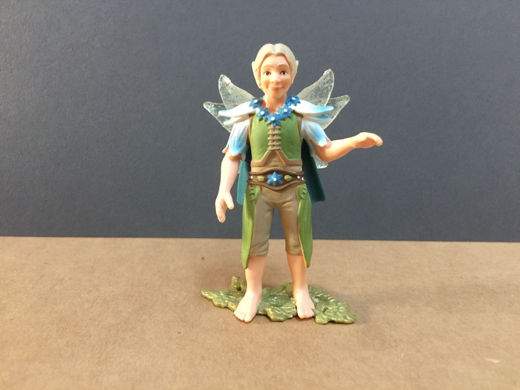 Schleich Statuette: Schleich BAYALA 70457 Liliengleicher Elf – Usato da Ennetbaden venduto da mapa05