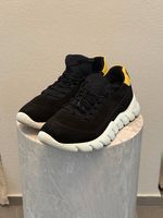 Fendi Sneaker in Gr. 42 in gepflegtem Zustand