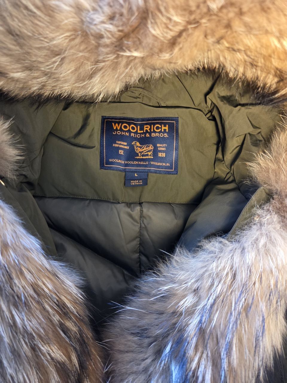 Gilet & Giacche senza maniche: Gilet Woolrich – Nuovo (secondo la descrizione) da Faoug venduto da PetitLuxe 4