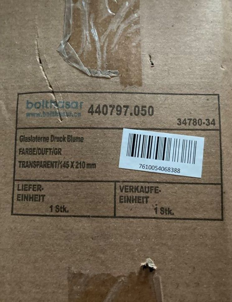 Alle Dekorationen: Dekorative Glaslaterne mit Blumenmuster, neu Blumen – Neu und originalverpackt aus Aarwangen von to-hirschi 2