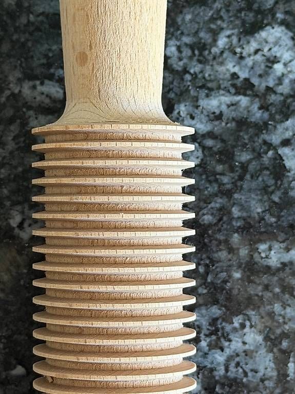 Elettrodomestici da cucina: Fettuccine rolling pin – Nuovo (secondo la descrizione) da Zürich venduto da emi_j76q 2