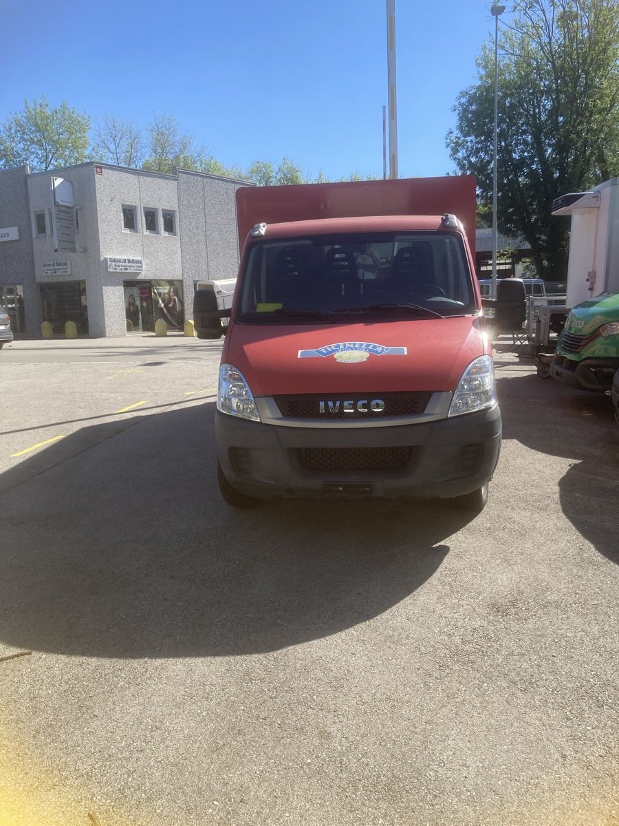 Iveco Veicoli commerciali: Vendo Iveco Daily 50 C17 – Usato da Ligornetto venduto da dav_q9mw