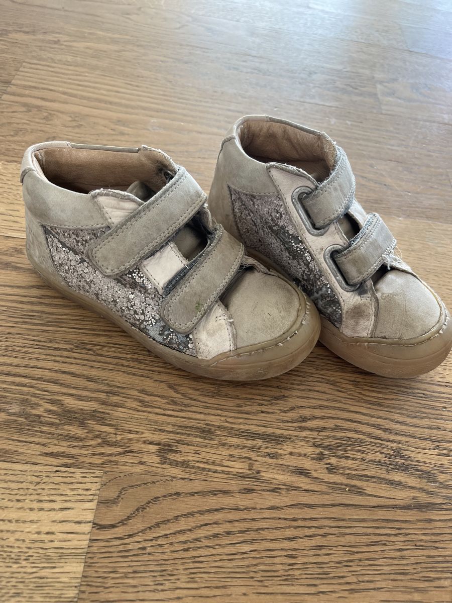 Schuhe für Jungen: Benjie Schuhe Gr 26 – Gebraucht aus Baar von Ginasoskin 2