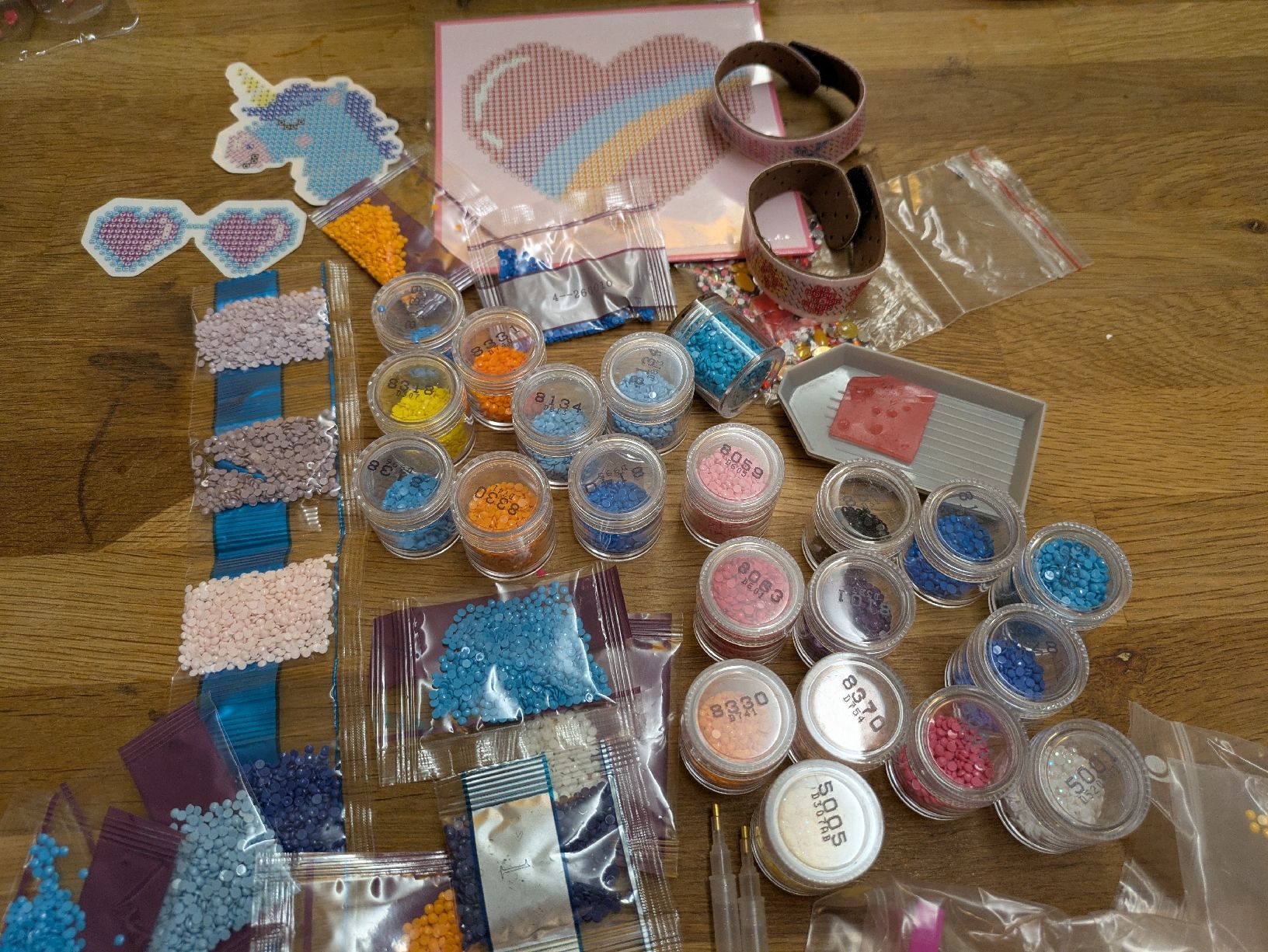 Kit bricolage: Dotzies, Daimond painting kits – Usato da Winterthur venduto da Tschebe 1