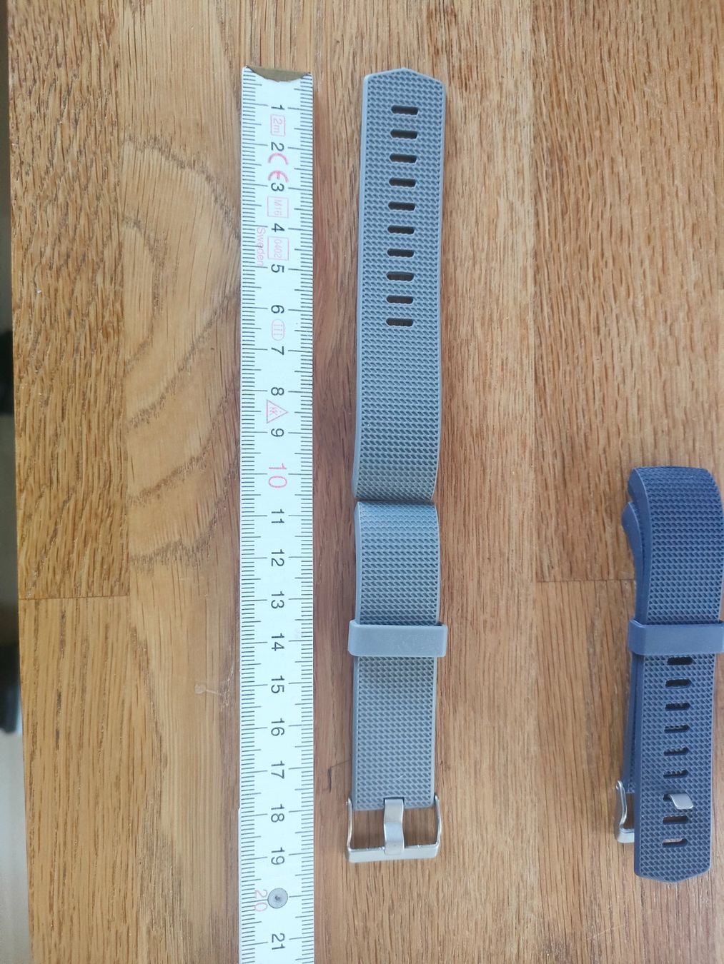 Bracciali & Braccialetti: Fitbit Armbänder, zu Fitbit 2, falsch bestelllt – Nuovo e nell'imballaggio originale da Langnau b. Reiden venduto da ticino70