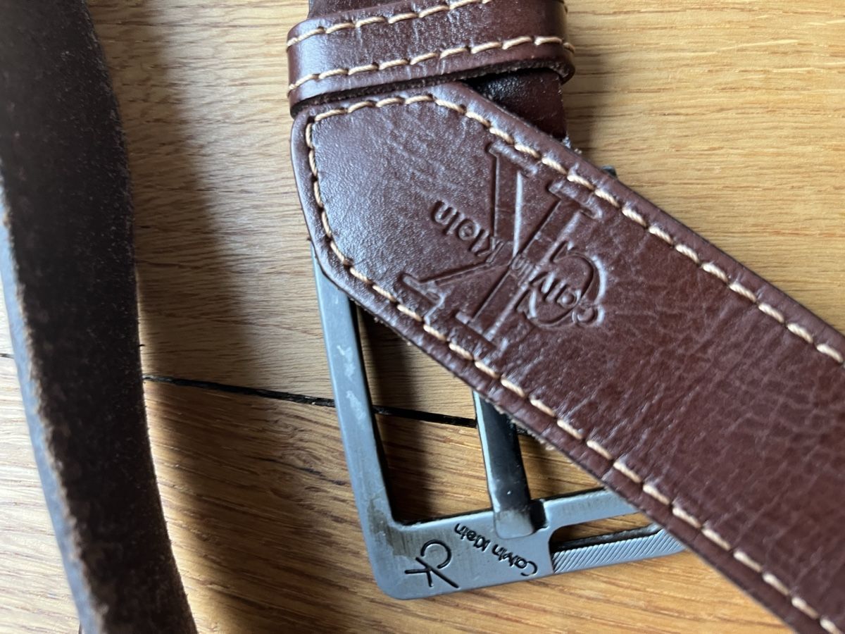 Calvin Klein Ceintures: Gürtel Calvin Klein braun Leder gebraucht – D'occasion à Ostermundigen par infernum 3