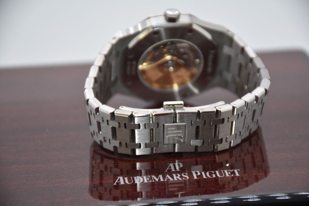 audemars-piguet-royal-oak-ref-15400st-ap-service-in-2022-kaufen-auf