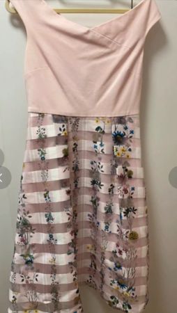 Ted Baker Kleid Grösse 3
