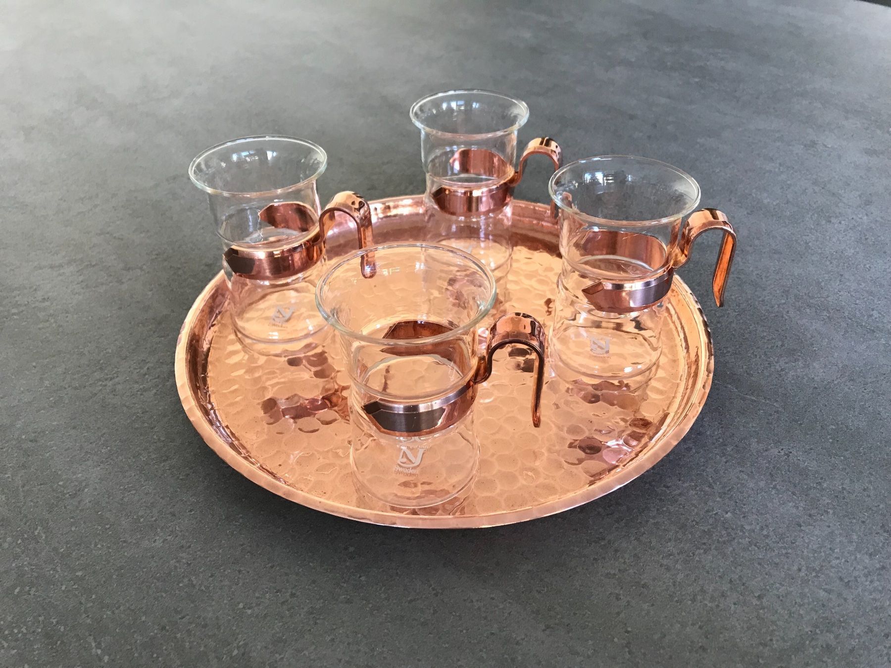 Tazze: 4 tasses Nilsjohan + plateau cuivre – Usato da Locarno venduto da Michel840211