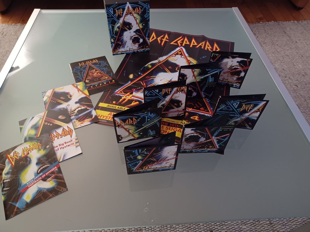 Def Leppard Hysteria Deluxe Box Set 5x CD + 2x DVD Rar | Acheter sur ...