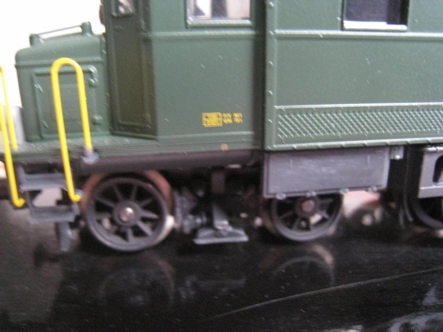 Hag Modellini di ferrovie: Hag Ae 4/7 10905 Analog, 2 Panto, 139 – Nuovo (secondo la descrizione) da Buchs ZH venduto da swiss-train 2