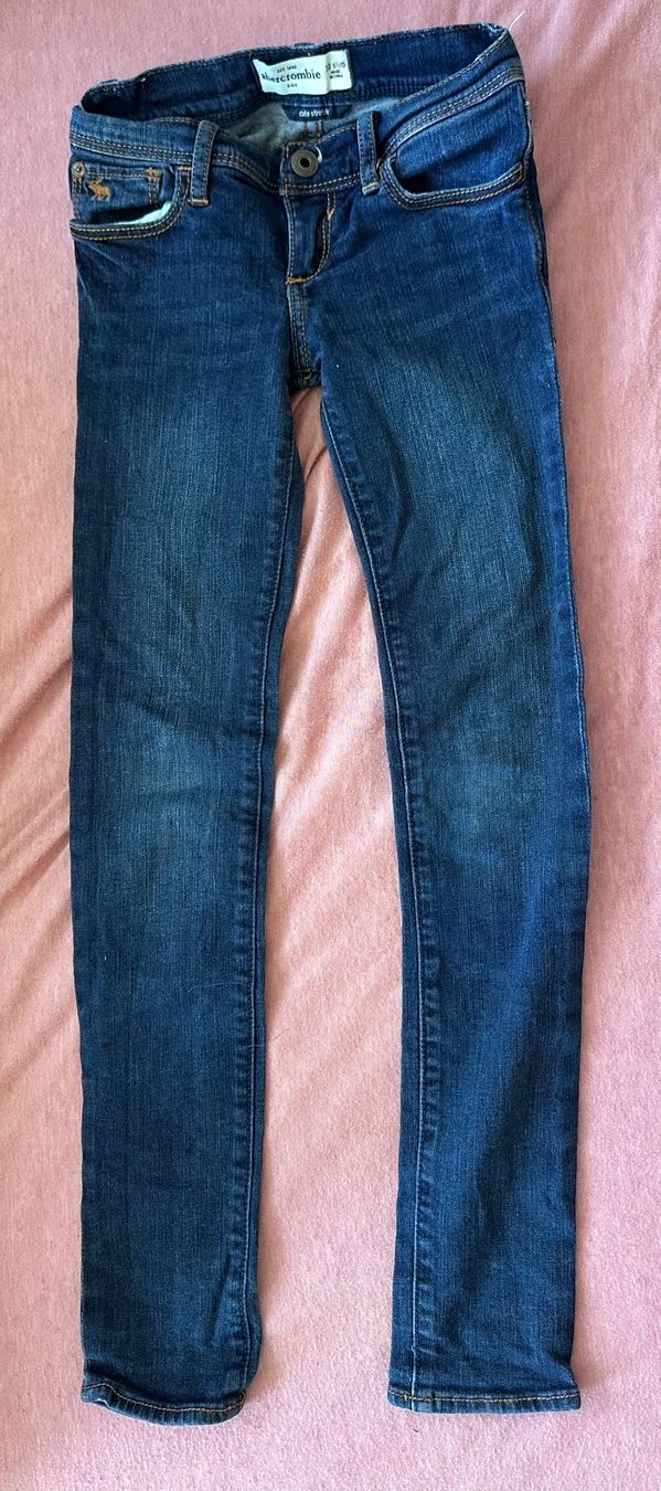 Abercrombie Pantaloni: Abercrombie Kids Jeans – Usato da Dürrenroth venduto da tvy_bh56